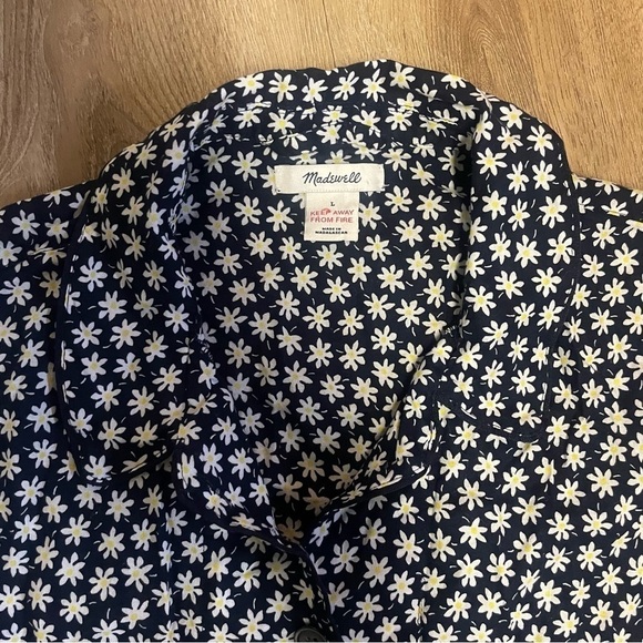 Madewell Bedtime Pajama Top in Mini Daisy - Picture 7 of 8